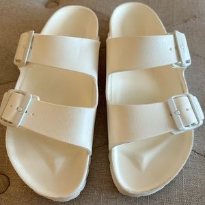 Birkenstock Arizona Essentials Slide Sandal White Sz 37/6.5